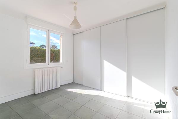 Appartement
                                                                                                                                                                                                                                                                                                                        4 pièce(s)                                                                                                                                                                                                          3 chambre(s)                                                                                                                                                                                                          82.6  m²