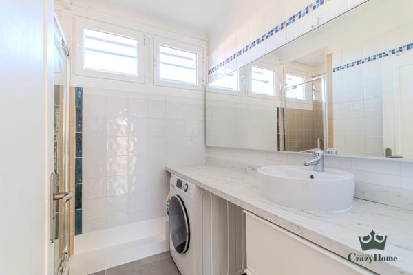 Appartement
                                                                                                                                                                                                                                                                                                                        4 pièce(s)                                                                                                                                                                                                          3 chambre(s)                                                                                                                                                                                                          82.6  m²