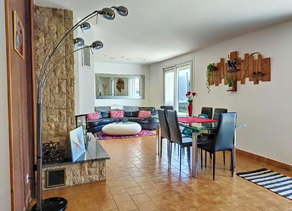 Maison à vendre    4 pièces •  Malissard