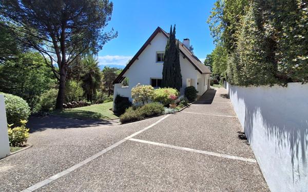 Maison à vendre    7 pièces •  Serres-Castet