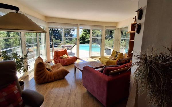 Maison à vendre    7 pièces •  Serres-Castet