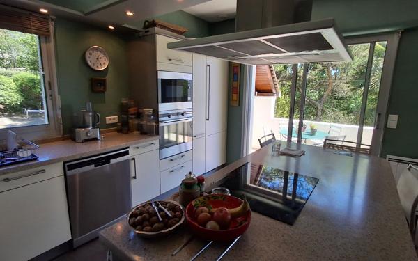 Maison à vendre    7 pièces •  Serres-Castet