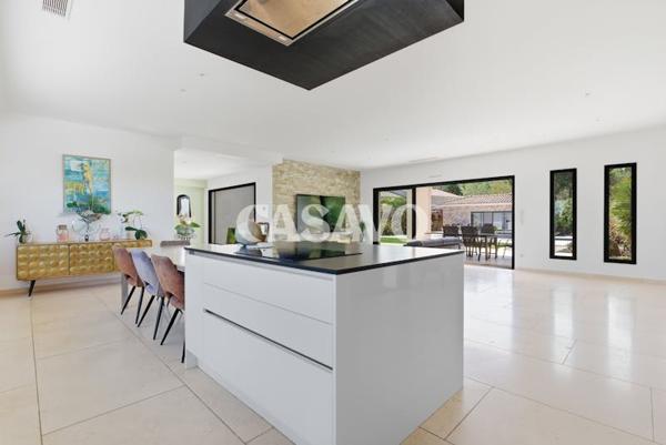 Vente Maison 6 pièces de 300m² - 13610 Le Puy-Sainte-Réparade