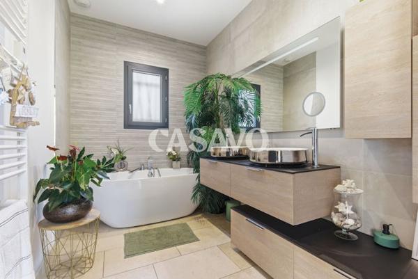 Vente Maison 6 pièces de 300m² - 13610 Le Puy-Sainte-Réparade