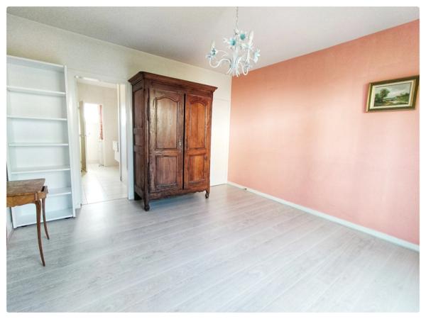 Maison à vendre 8 pièces VANNES (56) Sous-sol complet-jardin