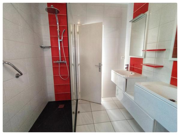 Maison à vendre 8 pièces VANNES (56) Sous-sol complet-jardin