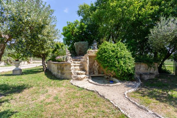 Propriete à vendre 5 pièces CABRIERES (30)