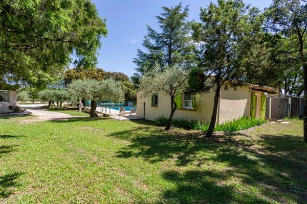 Propriete à vendre 5 pièces CABRIERES (30)