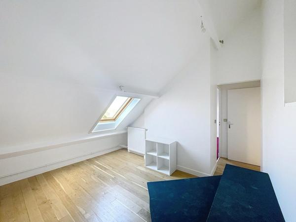 MAISON FAMILIALE EN CENTRE-VILLE