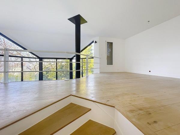 MAISON FAMILIALE EN CENTRE-VILLE