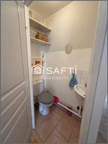 Appartement 3 pièces 2 chambres de 60 m2 Terrasse de 10 m2 Dernière étage DPE "C"