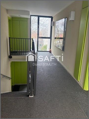 Appartement 3 pièces 2 chambres de 60 m2 Terrasse de 10 m2 Dernière étage DPE "C"