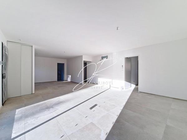 Villa T4 3 chambres 93 m² garage