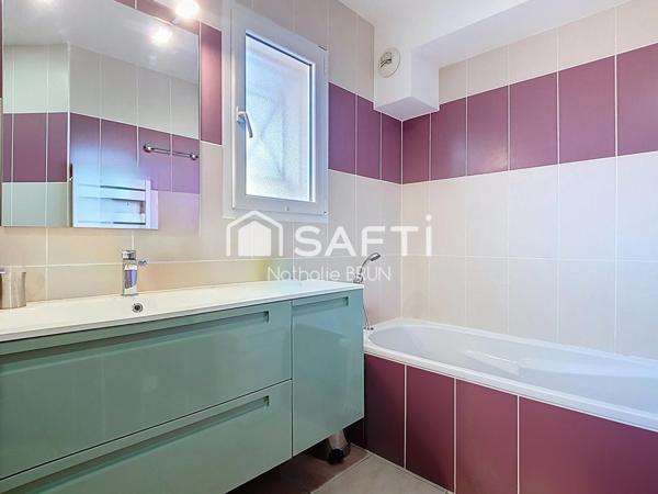 Appartement PMR T3 de 70m² Terrasse, stationnement