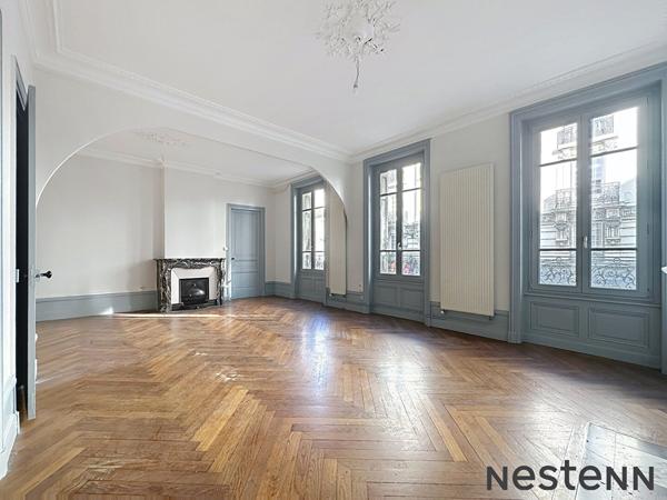 Superbe appartement à vendre dans le centre ville de Saint-Étienne