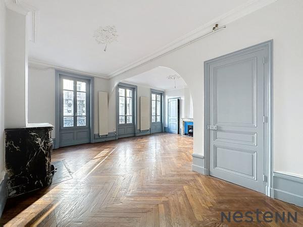 Superbe appartement à vendre dans le centre ville de Saint-Étienne