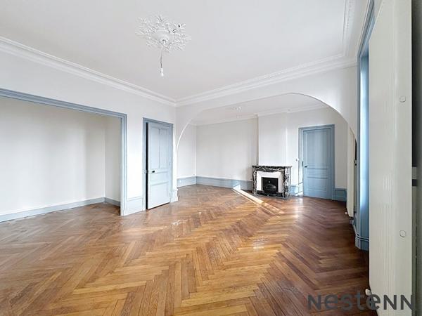 Superbe appartement à vendre dans le centre ville de Saint-Étienne