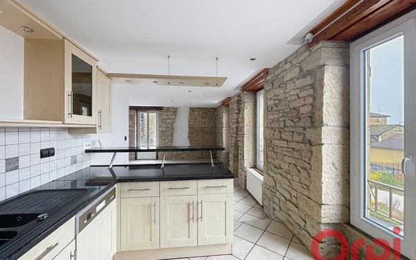 Appartement à louer    3 pièces • 69,30 m2 Saint-Alban-de-Roche