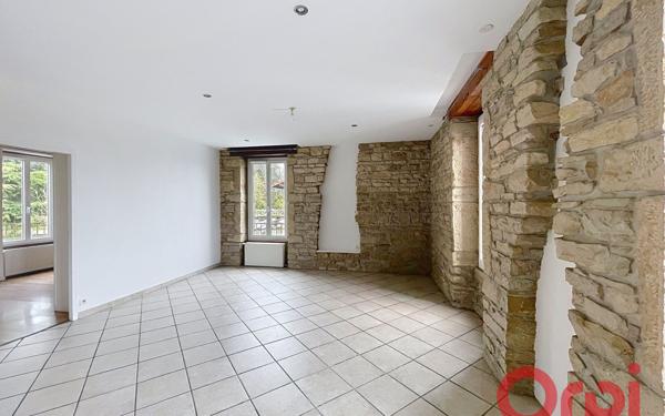Appartement à louer    3 pièces • 69,30 m2 Saint-Alban-de-Roche
