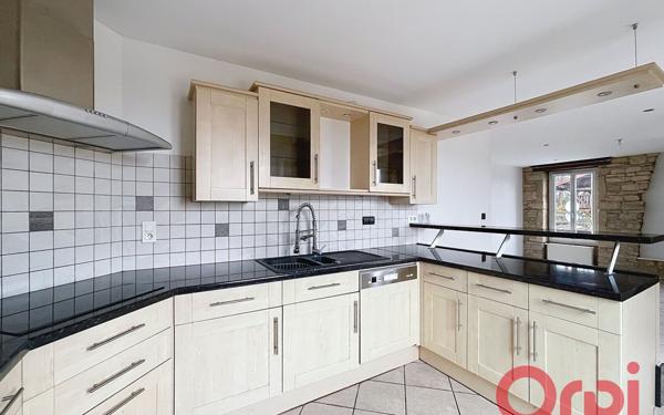 Appartement à louer    3 pièces • 69,30 m2 Saint-Alban-de-Roche