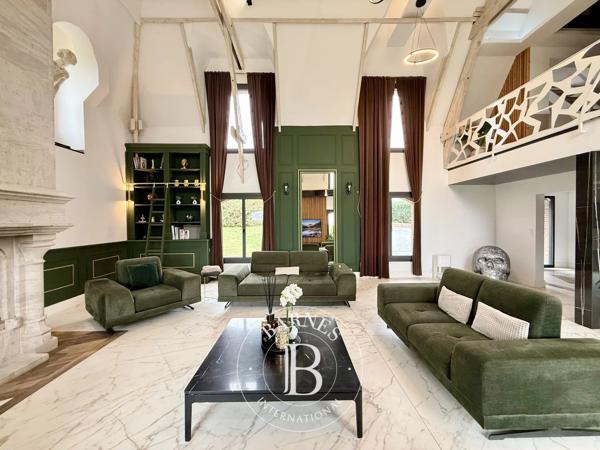 Valenciennes, Maison 3 Chambres -  290 m² à vendre
