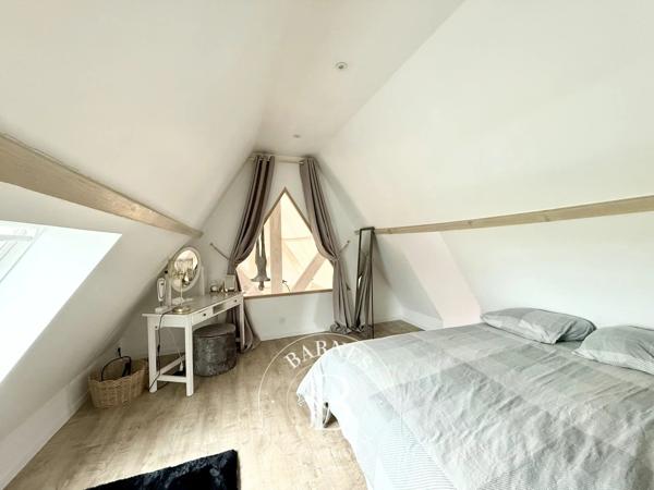 Valenciennes, Maison 3 Chambres -  290 m² à vendre