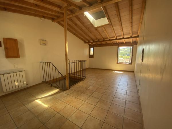 Maison en plein coeur du centre ville de Crest