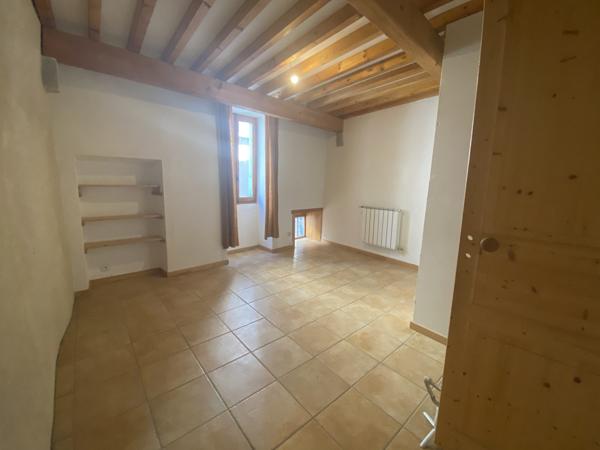 Maison en plein coeur du centre ville de Crest