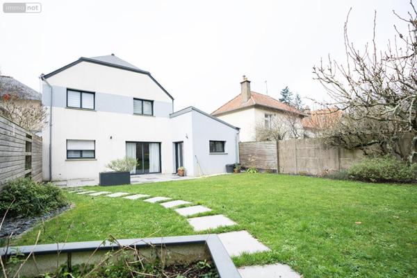 Maison à vendre à Rennes en Ille-et-Vilaine (35000), ref : 1807 Fougères