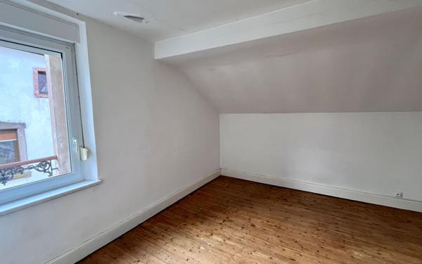 Maison à vendre    5 pièces • 106 m2 Saint-Jean-Saverne