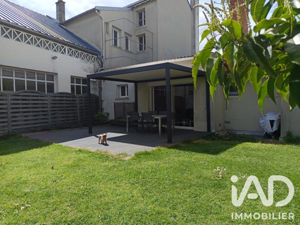 Immeuble à vendre 355 m² Loudun
