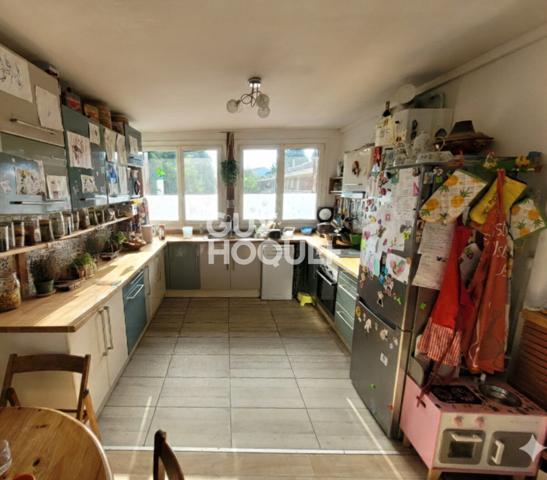 APPARTEMENT 3 CHAMBES - 77 m² - PARKING - CAVE - BALCON - MINIMES / BORDEROUGE