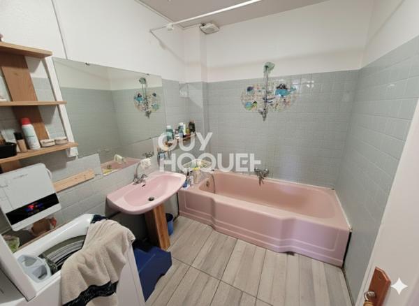 APPARTEMENT 3 CHAMBES - 77 m² - PARKING - CAVE - BALCON - MINIMES / BORDEROUGE