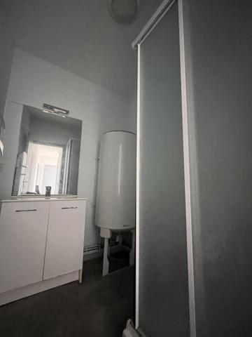 REF 10200 - 7 RUE DE LA RONZADE - F4 au 2ème étage