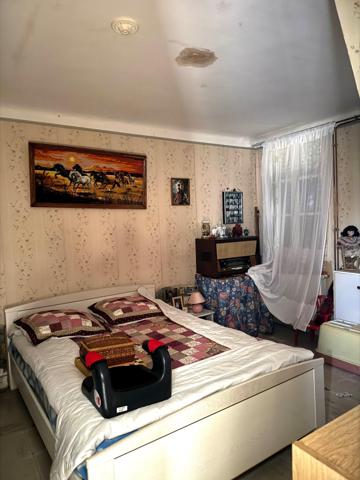 Petite maison mitoyenne à rénover – Saint-Fromond