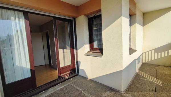 3 pièces au coeur du centre-ville ! €279 000 ** - Référence 26-3885