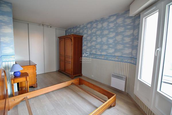 3 pièces au coeur du centre-ville ! €279 000 ** - Référence 26-3885