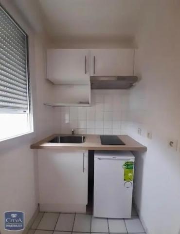Appartement à louer 1 pièce 18.8m² Chartres (28000)
