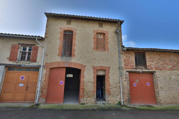 Bien immobilier à vendre 3 pièces de 140 m²