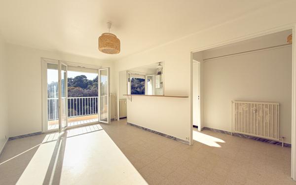 Appartement à vendre    2 pièces • 45,75 m2 Cannes