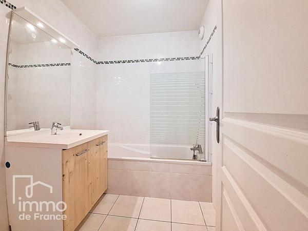 Appartement Valserhone 3 pièce(s)