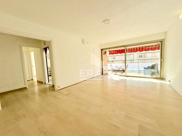 Juan les pins - centre-ville - Appartement deux pièces de 59m2