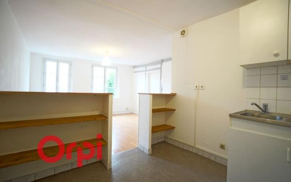 Appartement à louer    3 pièces •  Bernay