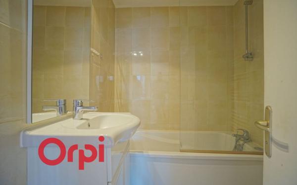 Appartement à louer    3 pièces •  Bernay