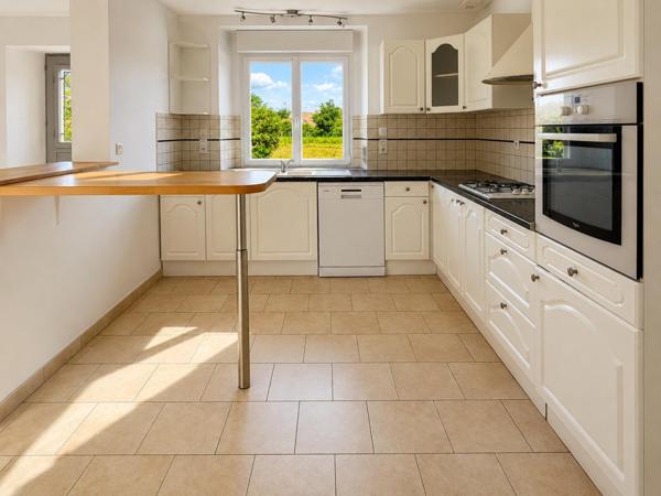 Maison à CHANGE, 72560 - 5 pièces 124m²