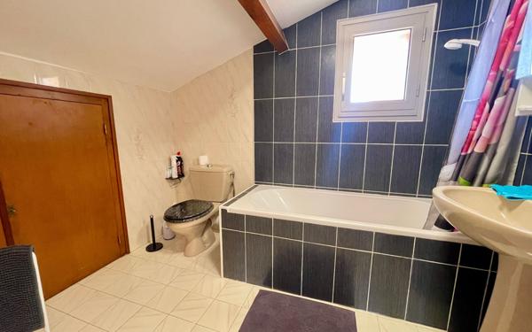 Maison à vendre    4 pièces •  Saugnac-et-Cambran