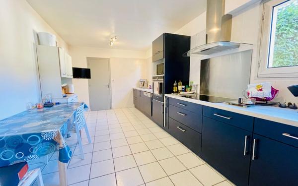 Maison à vendre    4 pièces •  Saugnac-et-Cambran