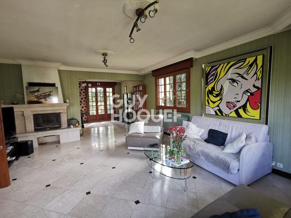 MAISON À VENDRE DE 6 PIÈCES DE 220,00 M²