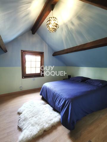 MAISON À VENDRE DE 6 PIÈCES DE 220,00 M²