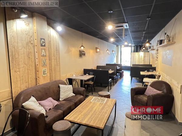 Vente                                                      Fonds de commerce
                        
                     3 pièces                      160 m2                     à Duras